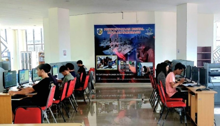 Pelayanan Prima Perpustakaan Daerah kota Kotamobagu dalam Meningkatkan Literasi dan Minat Baca Masyarakat