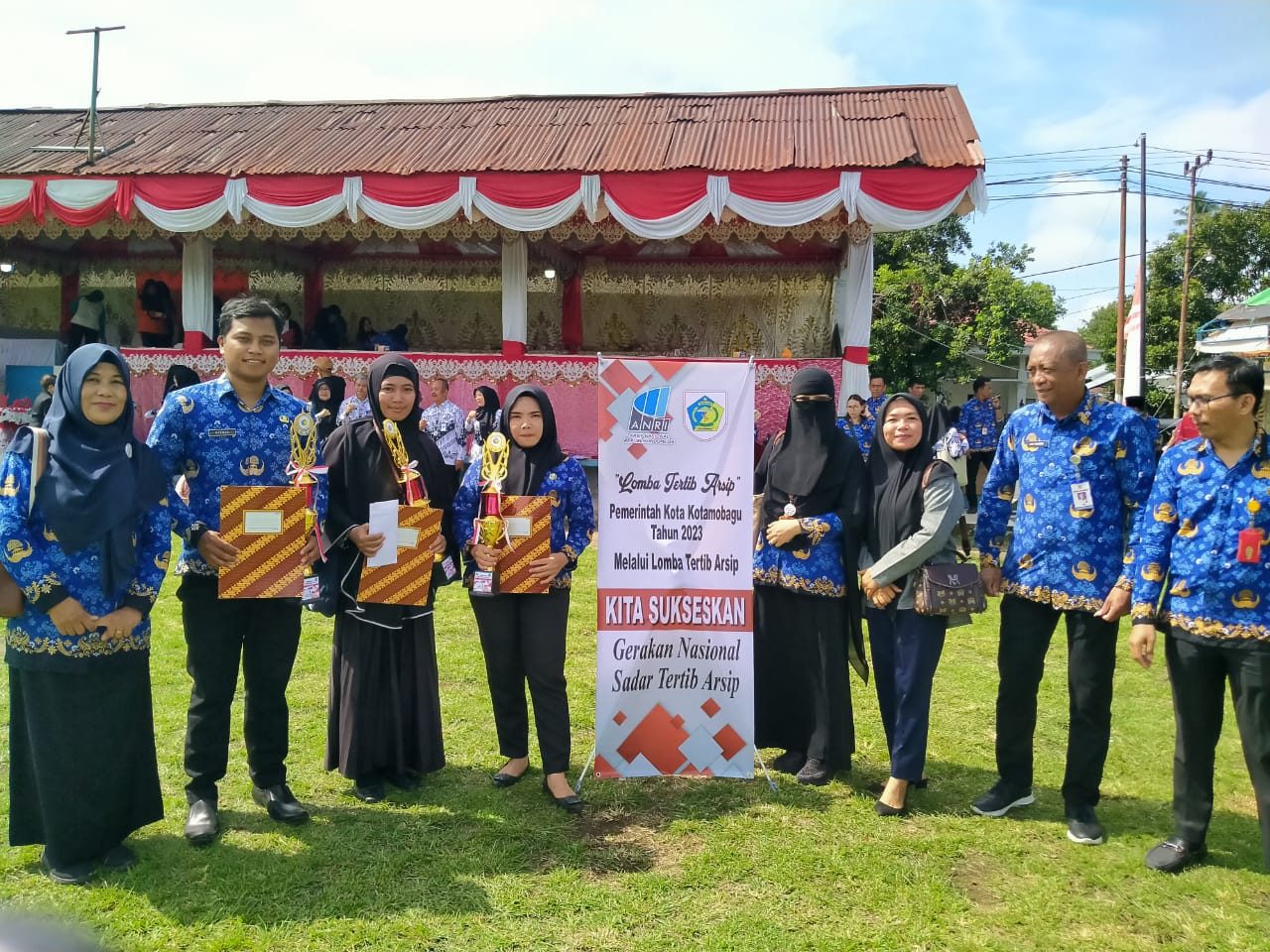 PENYERAHAN PENGHARGAAN LOMBA TERTIB ARSIP TAHUN 2023 